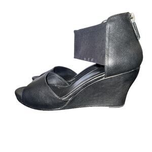 Eileen Fisher Corona Wedge Sandals Women's Size 7 Black Leather Heel ZIp